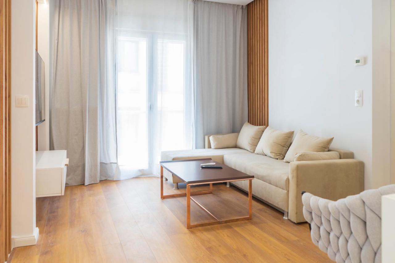 New Modern Style Home Next To The Train Station Thessaloniki Exterior photo